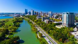 Danh mục khách sạn ở Milwaukee