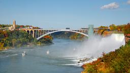 Khách sạn ở Niagara Falls nằm gần sân bay Rainbow Bridge