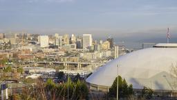 Khách sạn gần sân bay Dan + Shay at Tacoma Dome