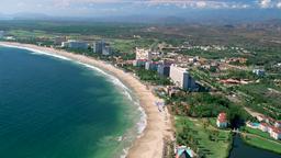 Khách sạn ở Ixtapa nằm gần sân bay El Palmar Beach