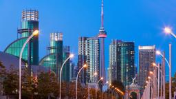 Những khách sạn ở Toronto trong khu vực West End