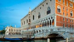 Khách sạn ở Venice nằm gần sân bay Palazzo Ducale