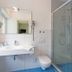 Phòng tắm