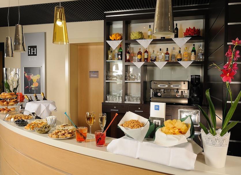 Buffet Ảnh