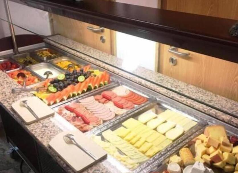 Buffet Ảnh