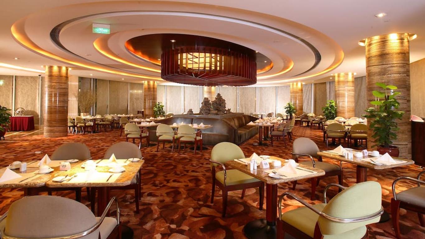 Fuyang International Trade Center Hotel