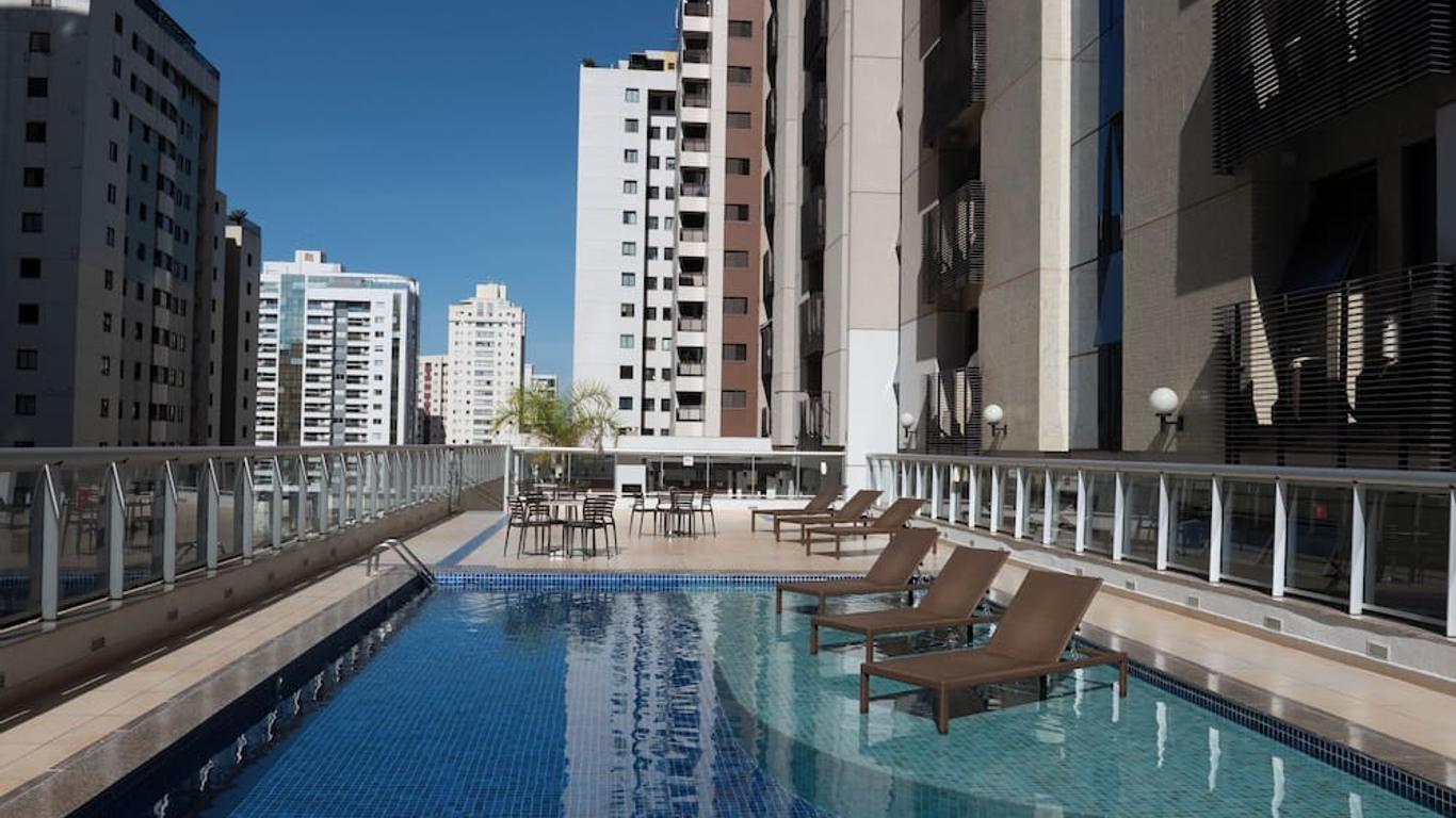 Suite em S4 Hotel