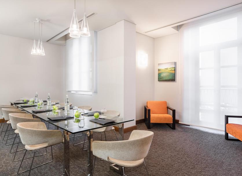 Conference room Ảnh