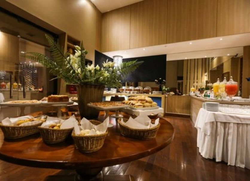 Buffet Ảnh