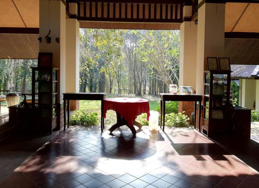 Khác Ảnh