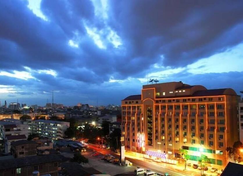 Khác Ảnh