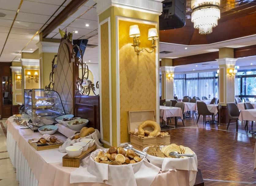 Buffet Ảnh