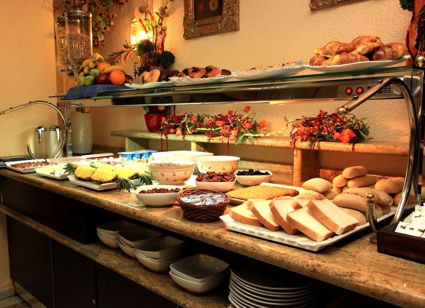 Buffet Ảnh
