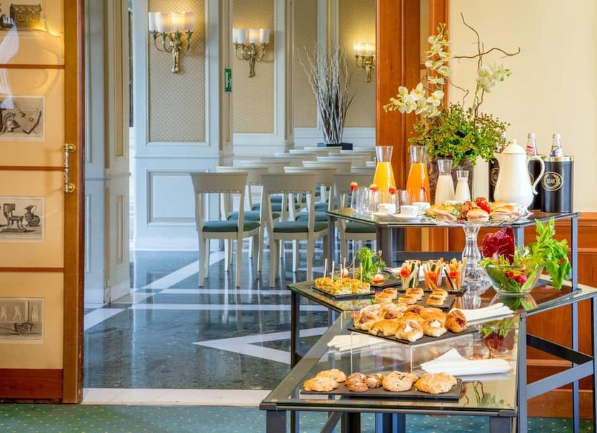 Buffet Ảnh