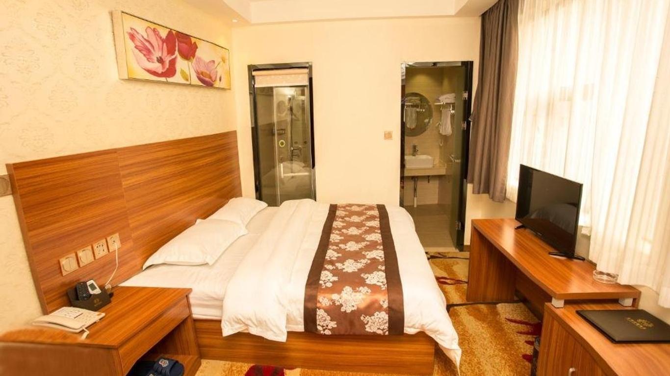 Huaming Hotel