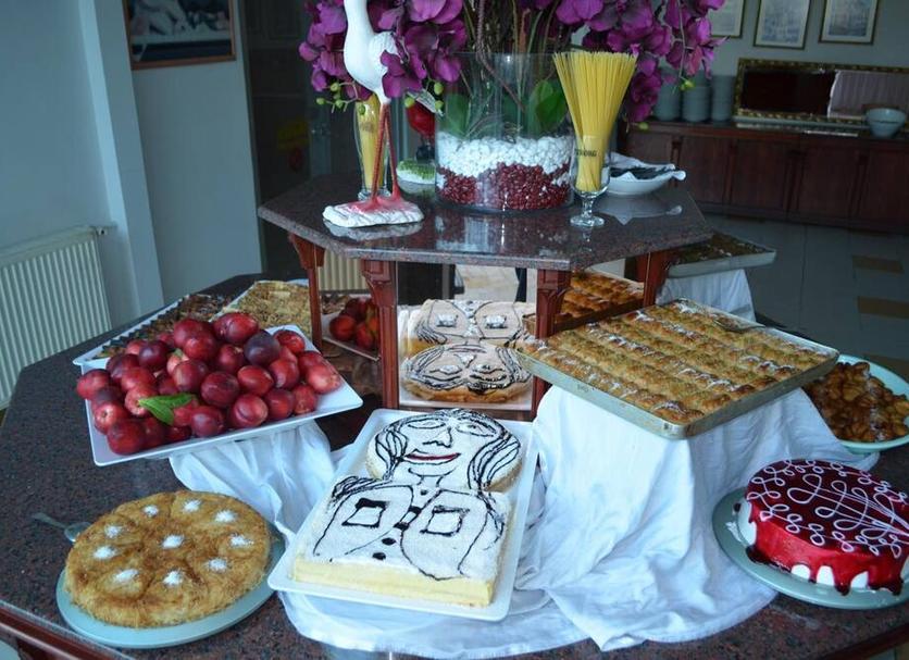 Buffet Ảnh
