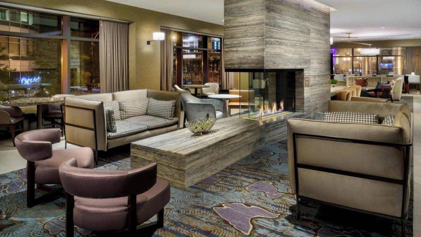 SpringHill Suites by Marriott Chicago Downtown/River North