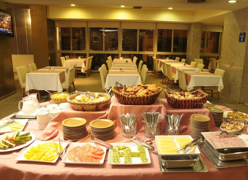 Buffet Ảnh