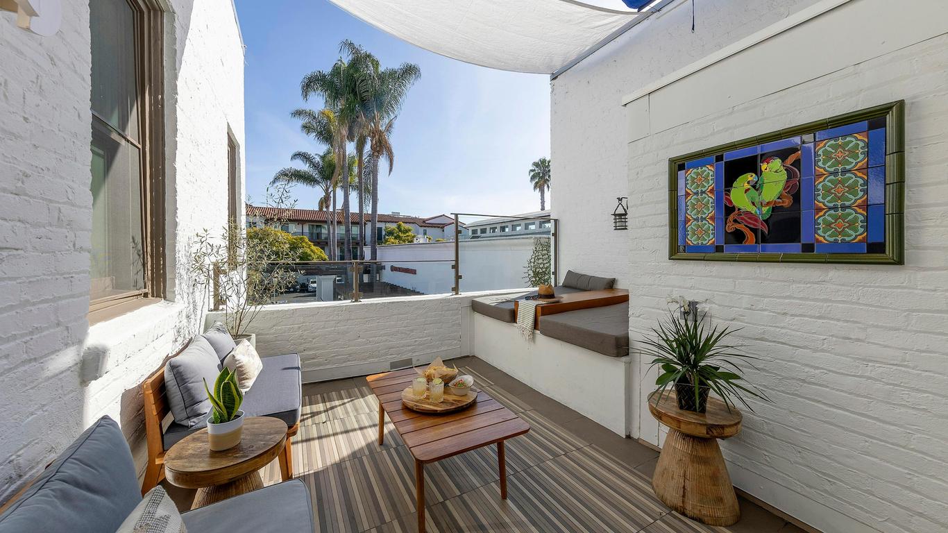 Riviera Beach House