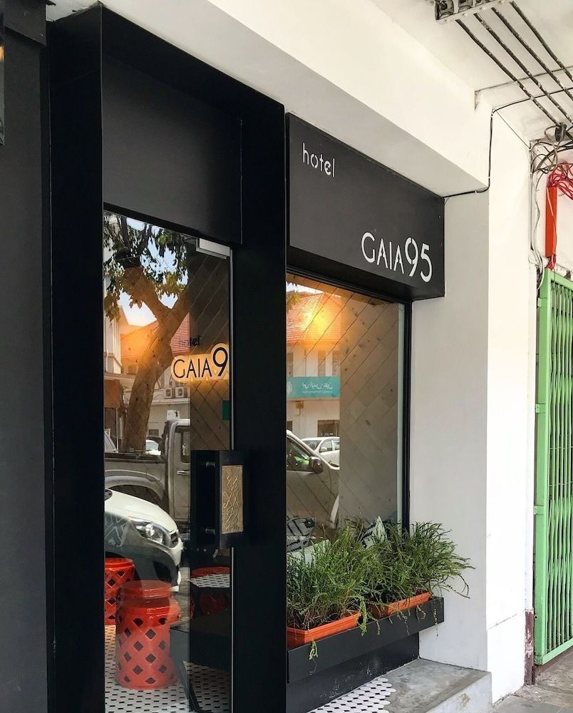 Cảnh ngoài trời