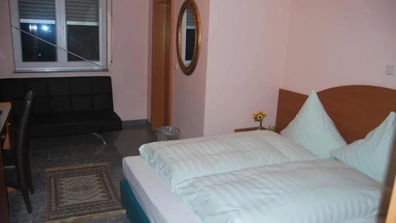 Hotel & Restaurant Garda