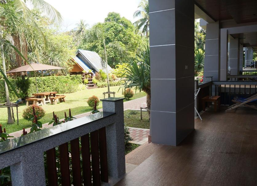 Khác Ảnh