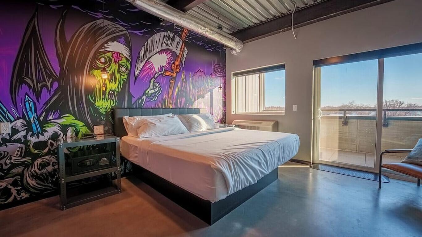 Brewhalla Hotel