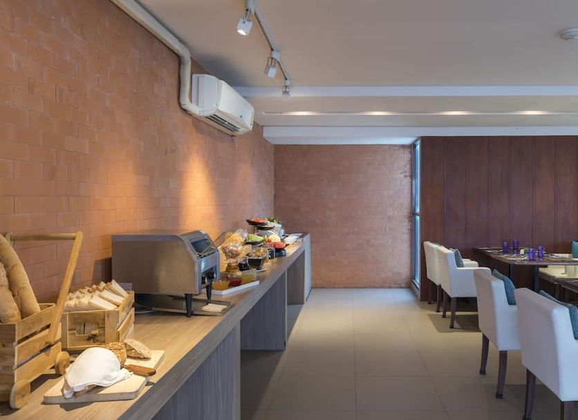 Buffet Ảnh