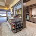 Cửa tiệm
