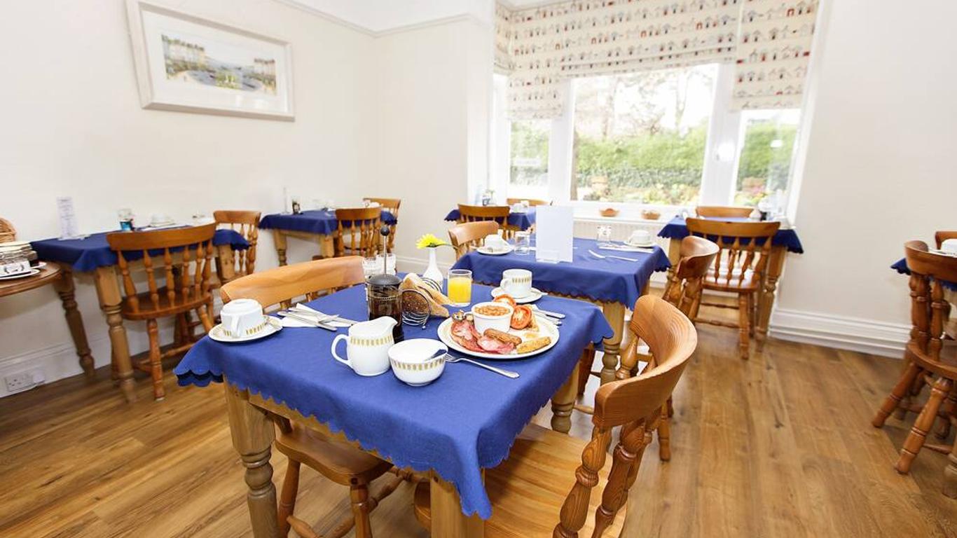 The Rosscourt - Adults only