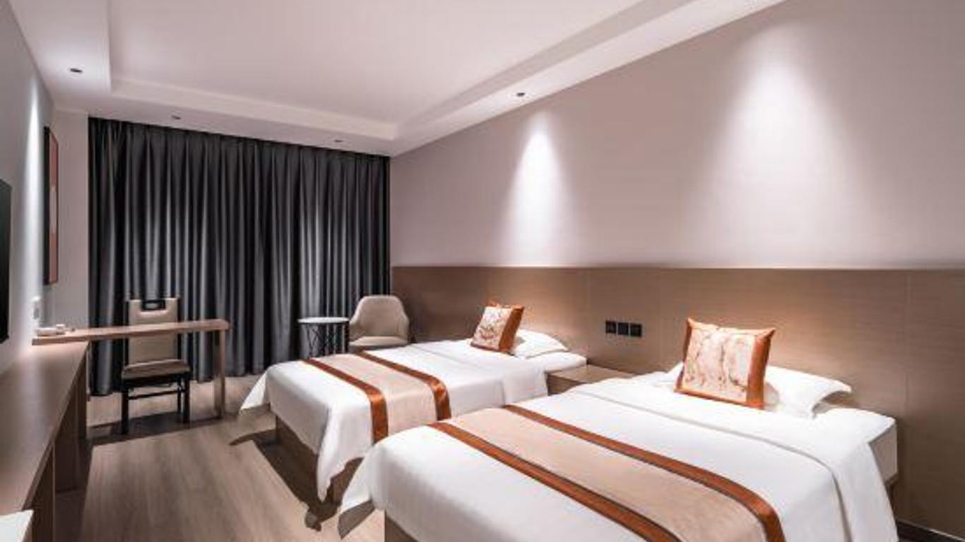 Yinhe Hotel