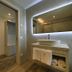 Kh ác