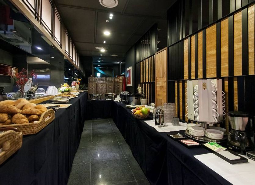 Buffet Ảnh