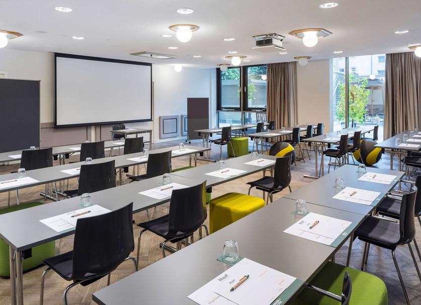 Conference room Ảnh
