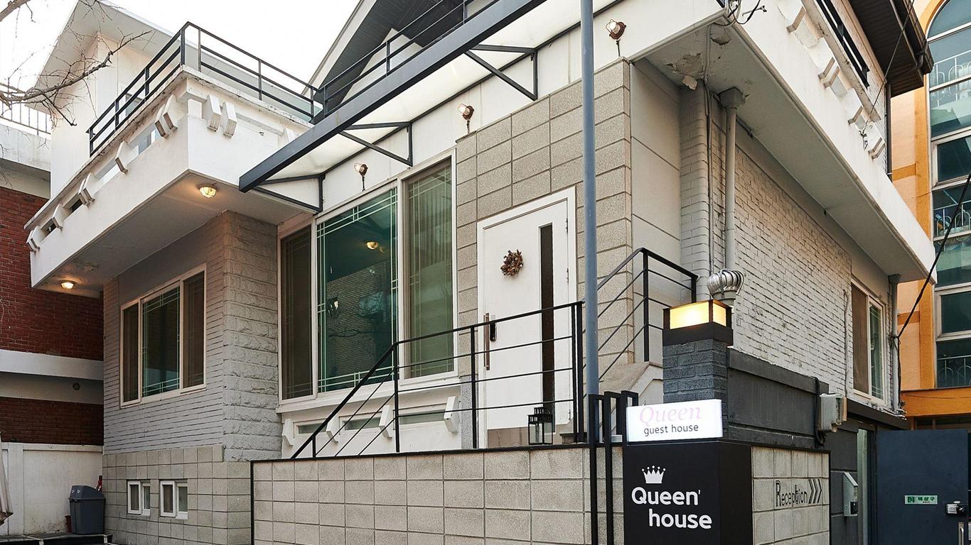 Queen House Hongdae