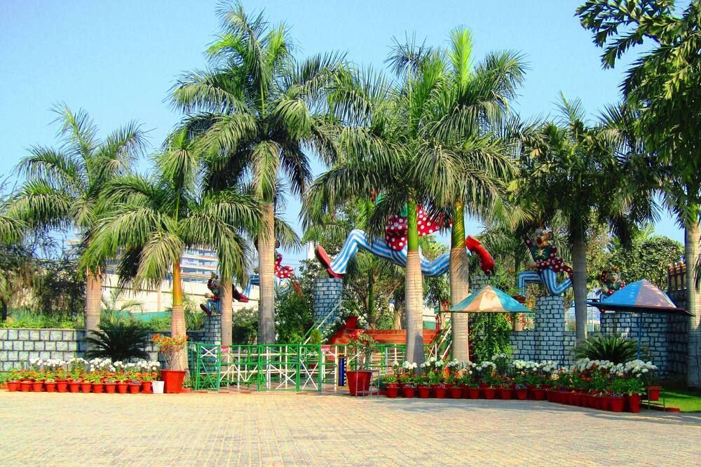 Cảnh ngoài trời