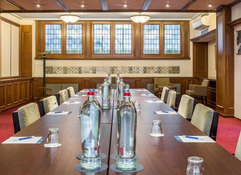 Conference room Ảnh