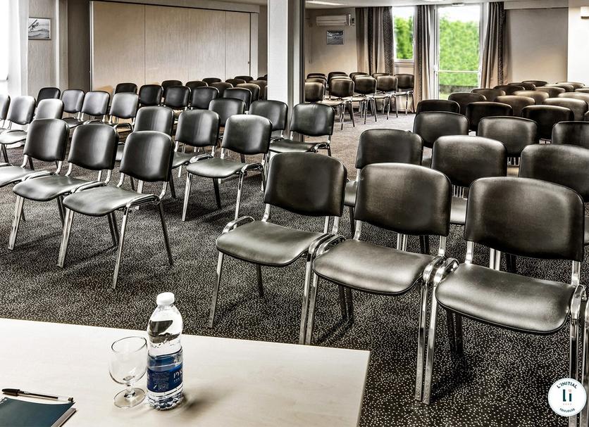 Conference room Ảnh