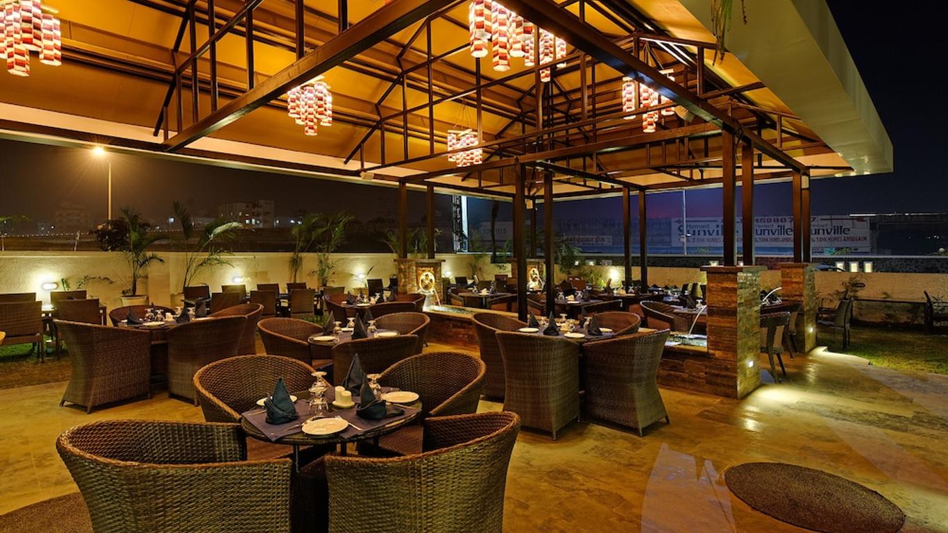 Hotel Deccan Pavilion Pune