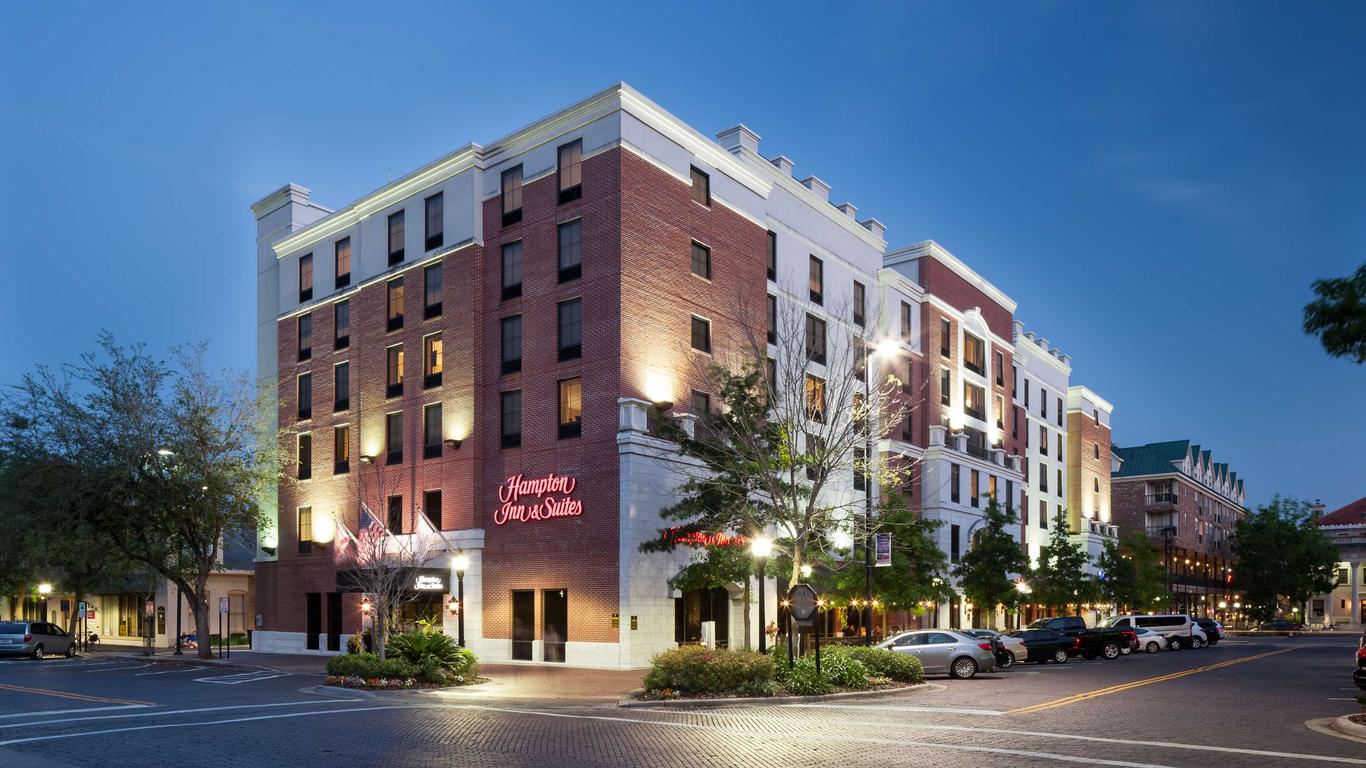 Hampton Inn & Suites Gainesville-Downtown