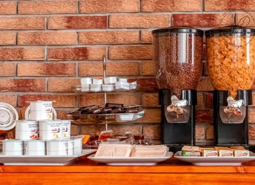 Buffet Ảnh