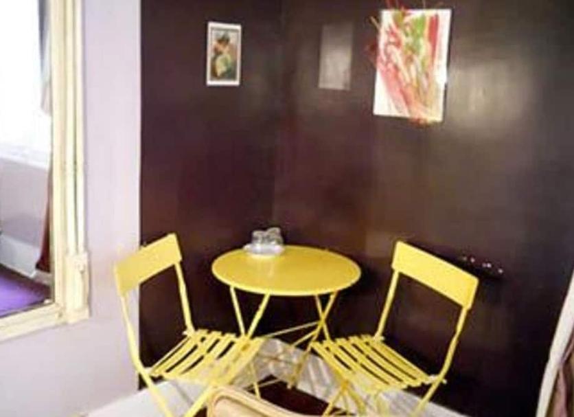 Khác Ảnh