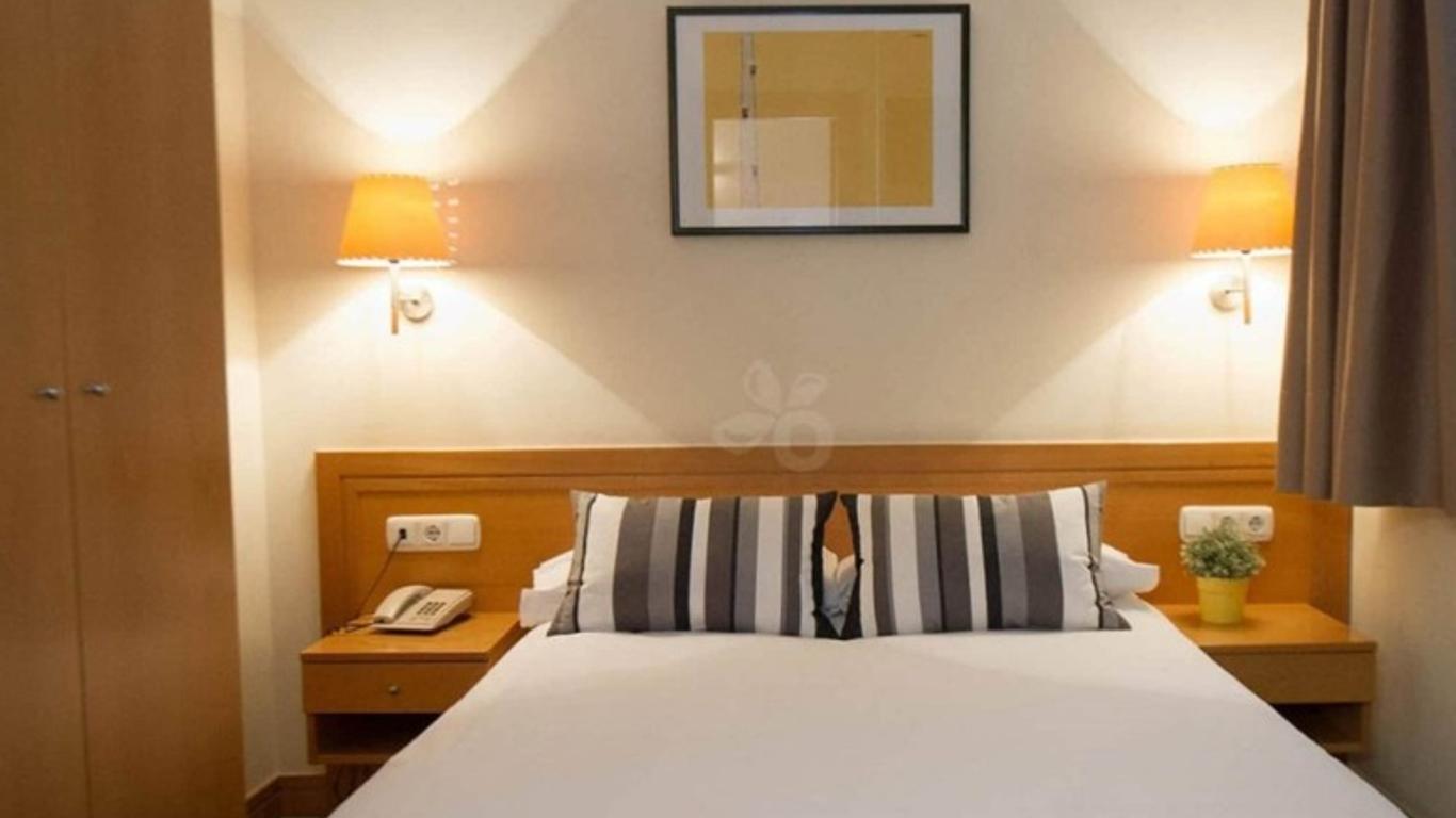 Hotel Zaragoza Plaza