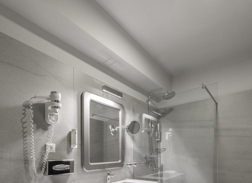 Khác Ảnh