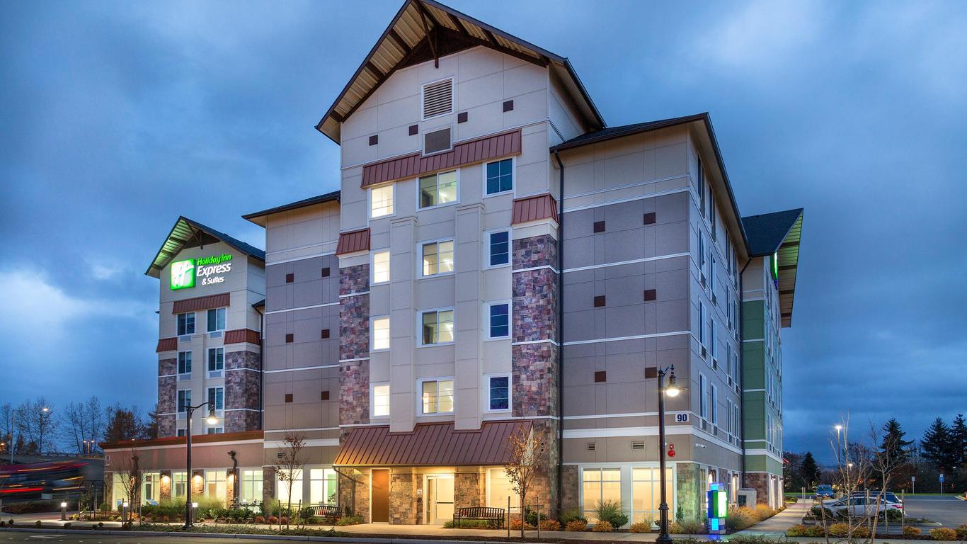 Holiday Inn Express & Suites Seattle South - Tukwila