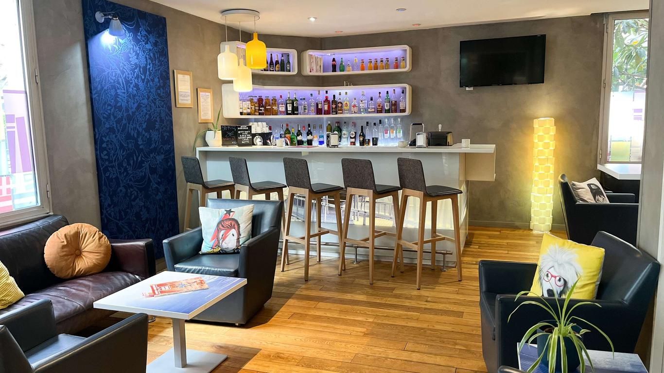 ibis Styles Paris Tolbiac Bibliotheque