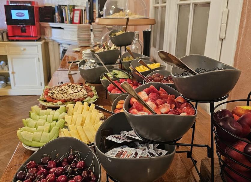 Buffet Ảnh