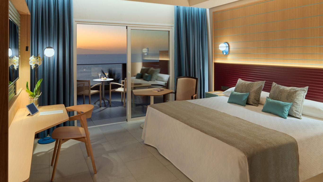 Adrián Hoteles Roca Nivaria