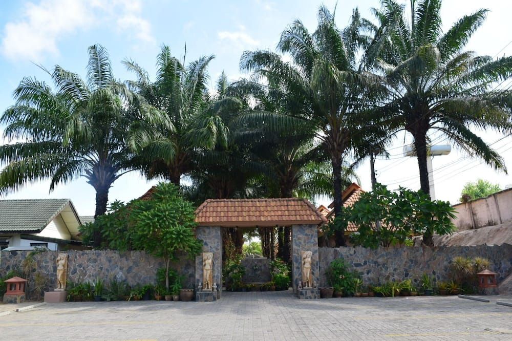 Cảnh ngoài trời