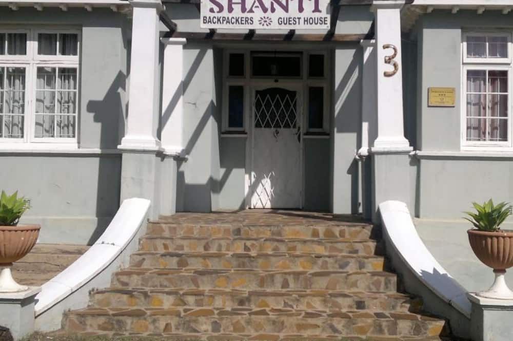 Toà nhà